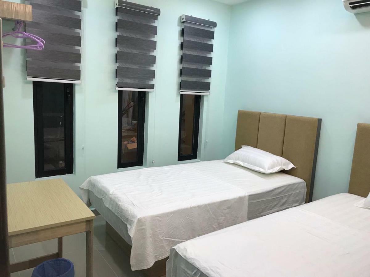 Homestay Stardow~星窗名宿~ Johor Bahru Exteriör bild